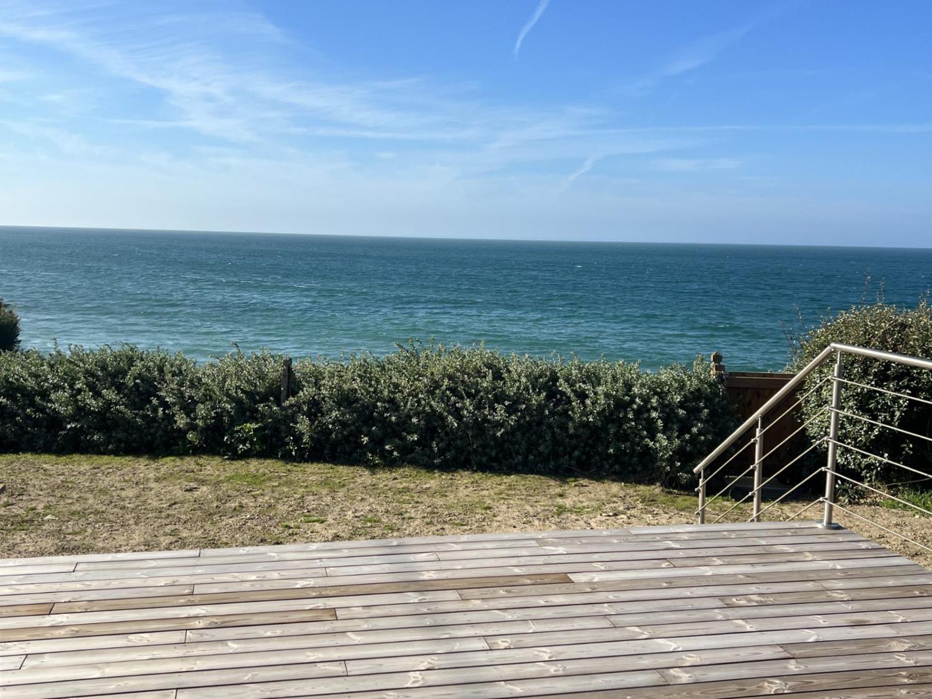 Le Bruit Des Vagues Villa Les Pieux Kültér fotó