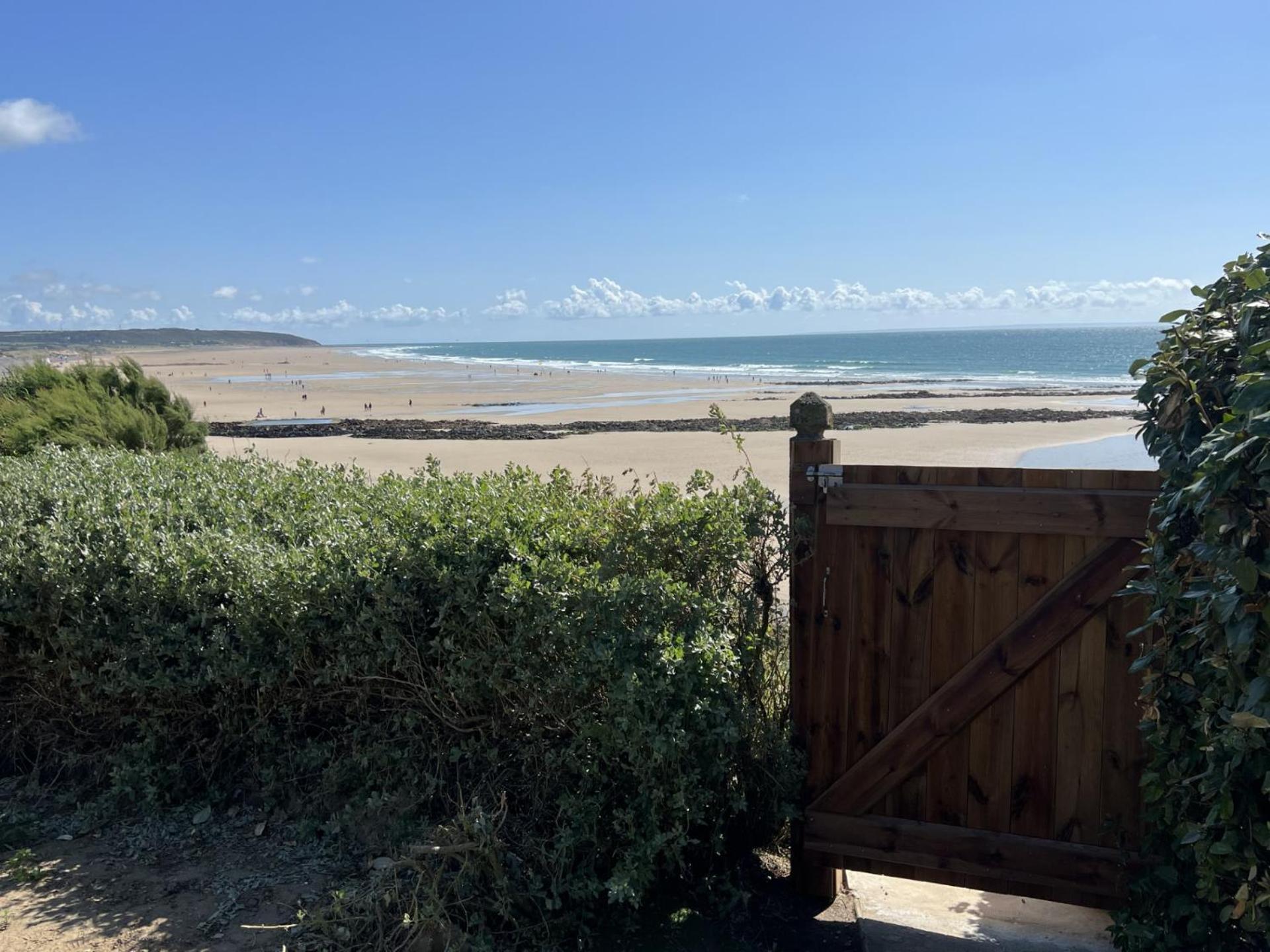 Le Bruit Des Vagues Villa Les Pieux Kültér fotó